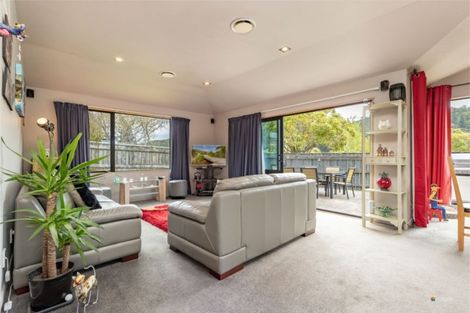 Photo of property in 186 Plateau Road, Te Marua, Upper Hutt, 5018