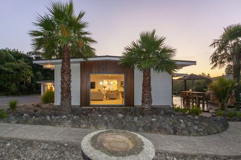 Photo of property in 105 Waterfall Road, Paraparaumu, 5032