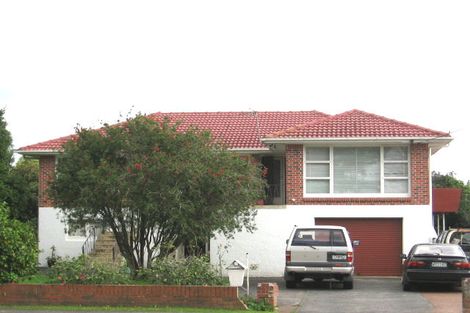Photo of property in 137 Bruce Mclaren Road, Henderson, Auckland, 0612