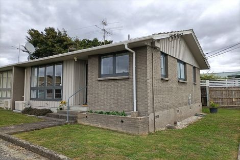 Photo of property in 1/63a Pine Avenue, Ebdentown, Upper Hutt, 5018