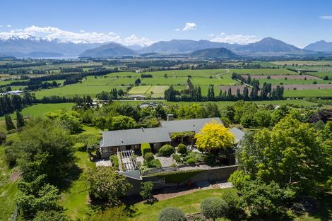 Photo of property in 715 Mount Barker Road, Wanaka, 9382