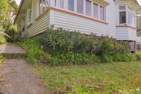 Photo of property in 9 Ashmore Avenue, Cobden, Greymouth, 7802