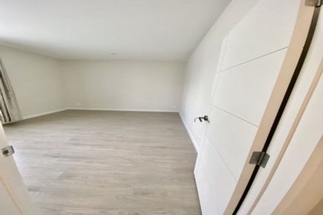 Photo of property in 42 Cirrus Way, Ranui, Auckland, 0612
