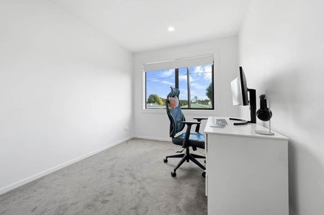 Photo of property in 1/2 Dolphin Street, Pakuranga, Auckland, 2010