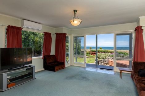 Photo of property in 90 Rarangi Beach Road, Rarangi, Blenheim, 7273