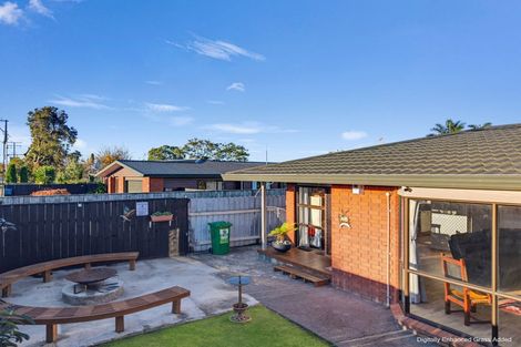 Photo of property in 77 Avondale Road, Taradale, Napier, 4112