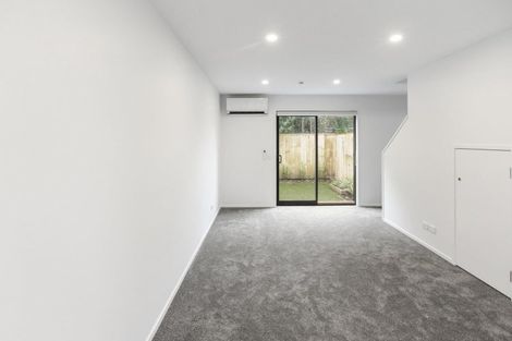 Photo of property in 6/59 Matipo Road, Te Atatu Peninsula, Auckland, 0610