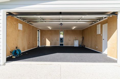 Photo of property in 15 Trudi Place, Green Island, Dunedin, 9018