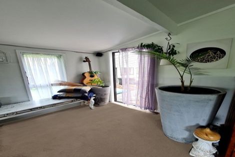 Photo of property in 2 Epping Place, Richmond Heights, Taupo, 3330
