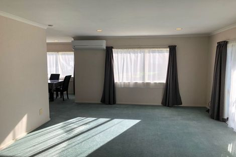 Photo of property in 45 Armoy Drive, East Tamaki, Auckland, 2016