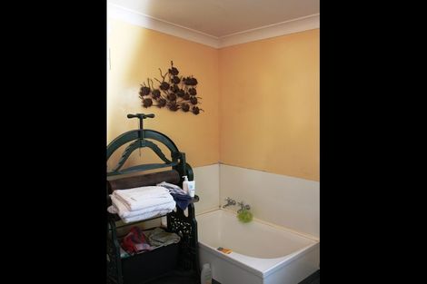 Photo of property in 21 Clyde Street, Oamaru North, Oamaru, 9400