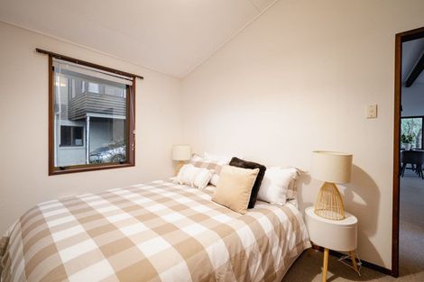 Photo of property in 9b Jane Street, Macandrew Bay, Dunedin, 9014