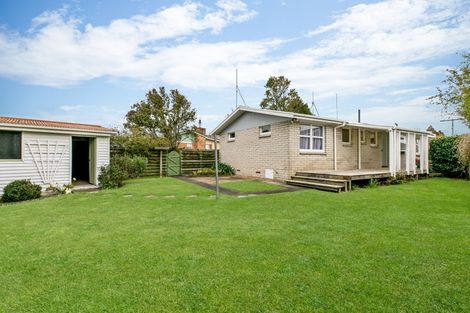 Photo of property in 9 Macmurdo Avenue, Glenview, Hamilton, 3206