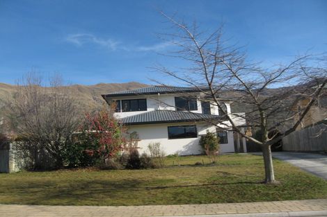 Photo of property in 38 Meadowstone Drive, Wanaka, 9305