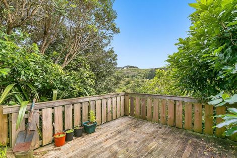 Photo of property in 29 Hiwi Crescent, Titahi Bay, Porirua, 5022