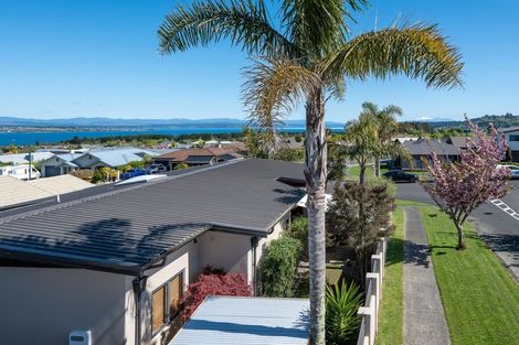 Photo of property in 13 Scott Drive, Nukuhau, Taupo, 3330