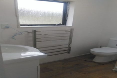 Photo of property in 42 Kamahi Street, Stokes Valley, Lower Hutt, 5019