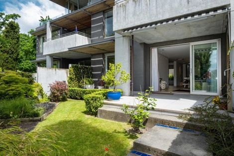 Photo of property in 2/5 Tanner Street, Havelock North, 4130