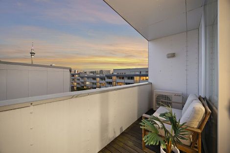 Photo of property in 20g Fisher-point Drive, Auckland Central, Auckland, 1010