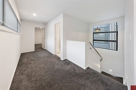 Photo of property in 9 Tapuwae Way, Mangere Bridge, Auckland, 2022