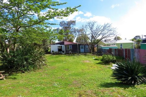 Photo of property in 4 Forbes Street, Westport, 7825