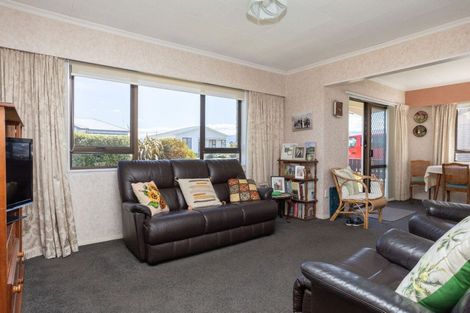 Photo of property in 59 Allardice Street, Dannevirke, 4930