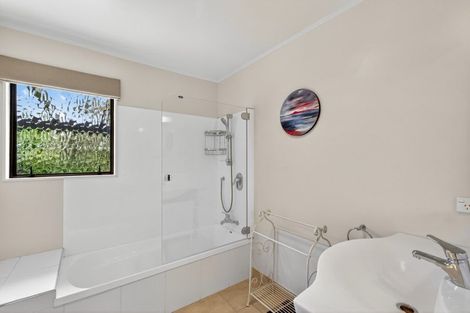 Photo of property in 24 Reeve Drive, Havelock North, 4130