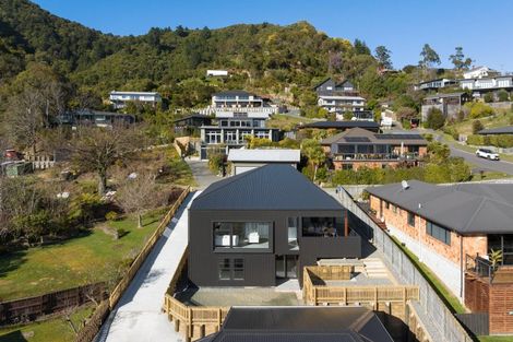 Photo of property in 12a Russell Street, Picton, 7220