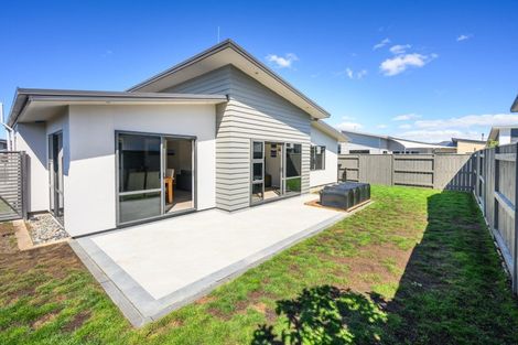 Photo of property in 59 Rosalie Terrace, Kelvin Grove, Palmerston North, 4414