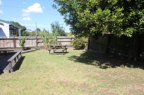 Photo of property in 45a Myers Road, Manurewa East, Auckland, 2102