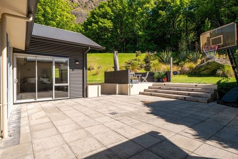 Photo of property in Butel Park, 6 Mace Lane, Arrowtown, 9302