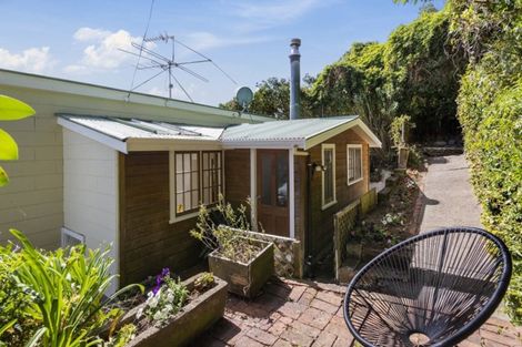 Photo of property in 51 Ferry Road, Days Bay, Lower Hutt, 5013