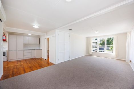 Photo of property in 6 London Terrace, Awapuni, Palmerston North, 4412