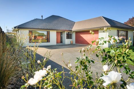 Photo of property in 16 Presidential Drive, Milson, Palmerston North, 4414