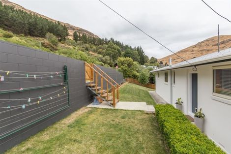 Photo of property in 36 Evans Pass Road, Sumner, Christchurch, 8081