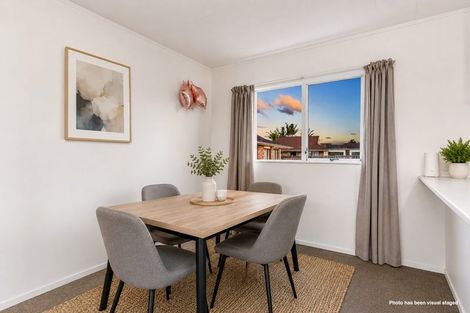 Photo of property in 12a Sturges Road, Henderson, Auckland, 0612