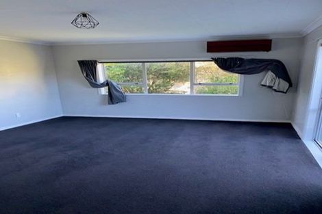 Photo of property in 19 Bell Street, Tawa, Wellington, 5028