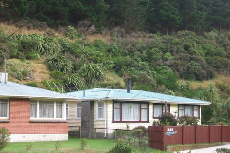 Photo of property in 285 Happy Valley Road, Owhiro Bay, Wellington, 6023