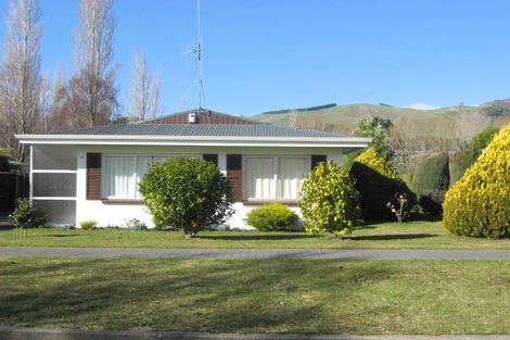 Photo of property in 1/21 Kinloch Road, Kinloch, Taupo, 3377