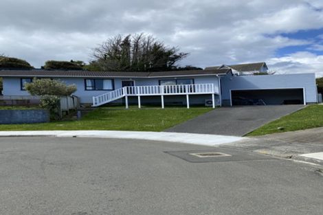 Photo of property in 11 Tortola Crescent, Grenada Village, Wellington, 6037