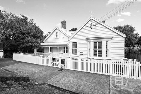 Photo of property in 46 Clifton Road, Herne Bay, Auckland, 1011