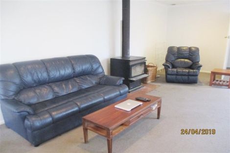 Photo of property in 2 Ilfracombe Place, Burnside, Christchurch, 8053