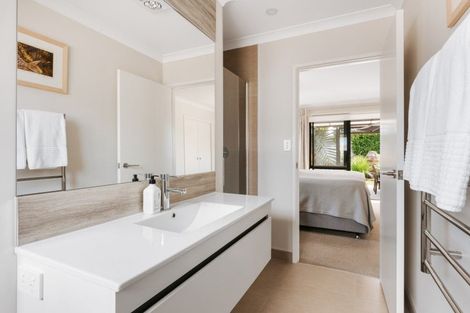 Photo of property in 44 Hiria Crescent, Papamoa Beach, Papamoa, 3118