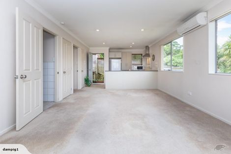 Photo of property in 25 Condor Place, Unsworth Heights, Auckland, 0632