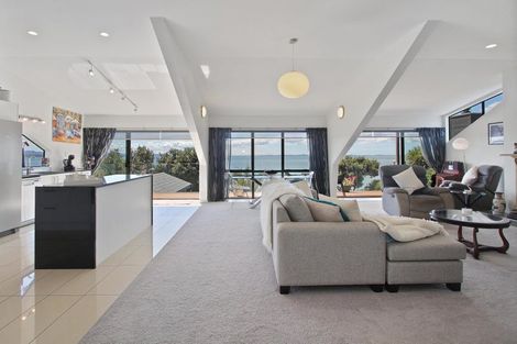 Photo of property in 26 Crispe Road, Clarks Beach, 2122