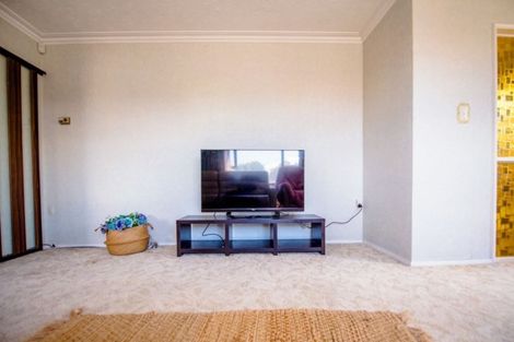 Photo of property in 1/53 Ambleside Drive, Burnside, Christchurch, 8053