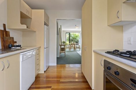 Photo of property in 3 Oakford Close, Riccarton, Christchurch, 8011