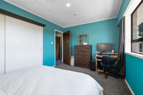 Photo of property in 22 Frankley Road, Westown, New Plymouth, 4310