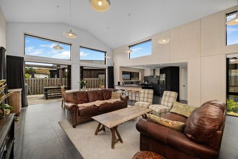 Photo of property in 14 Bellamore Street, Lake Hayes, Queenstown, 9304