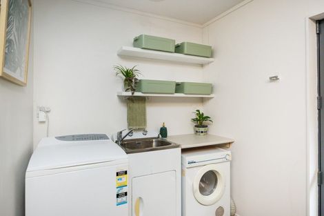 Photo of property in 4 Wake Place, Aokautere, Palmerston North, 4471